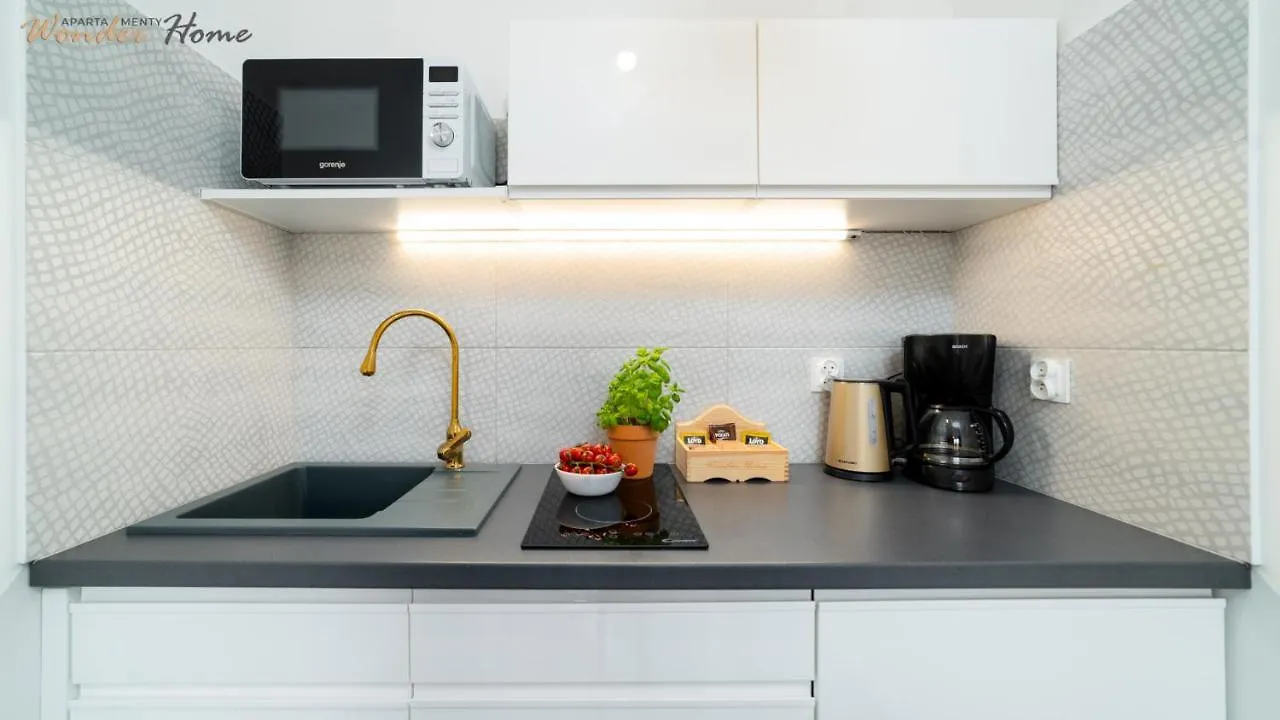 Wonder Home - Apartamenty Polozone Blisko Deptaka, Licznych Restauracji I Sklepow Karpacz Apartment