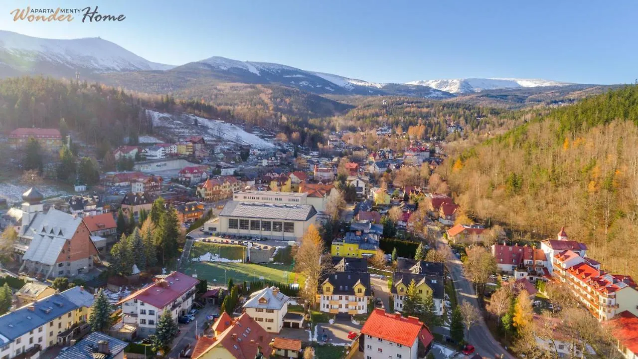 Wonder Home - Apartamenty Polozone Blisko Deptaka, Licznych Restauracji I Sklepow Karpacz Apartment