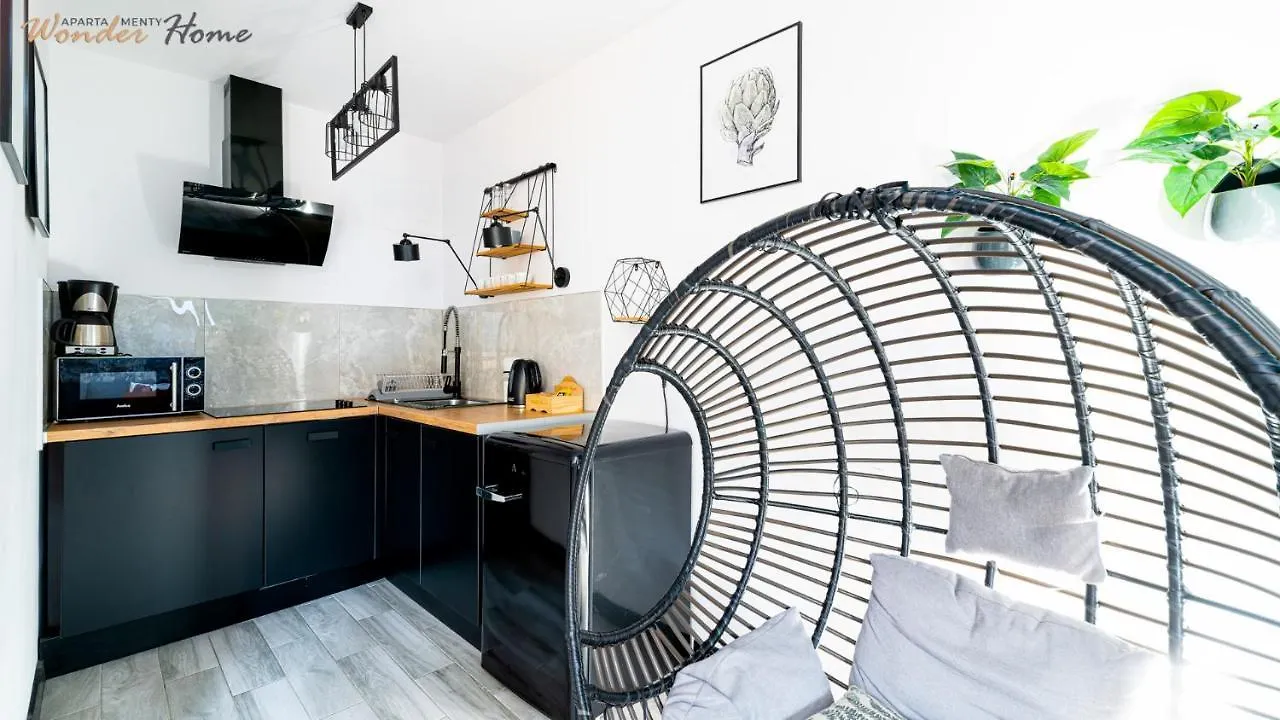 Wonder Home - Apartamenty Polozone Blisko Deptaka, Licznych Restauracji I Sklepow Karpacz Apartment